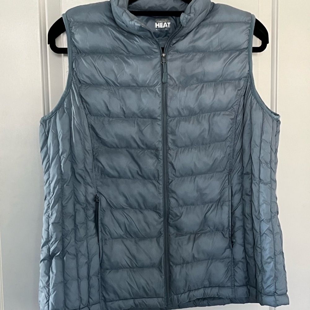 32 degrees Women's Light Blue Puffer Vest XL - Picture 4 of 5